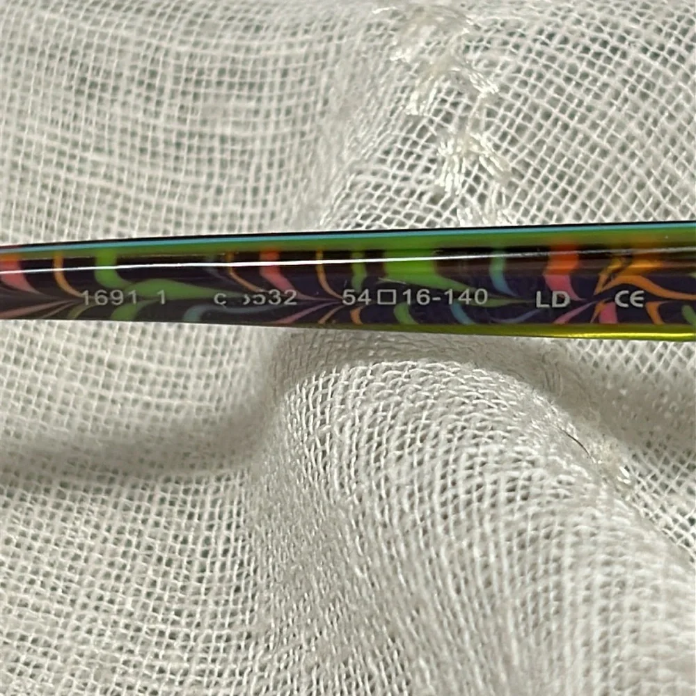 Prodesign Denmark frames with case